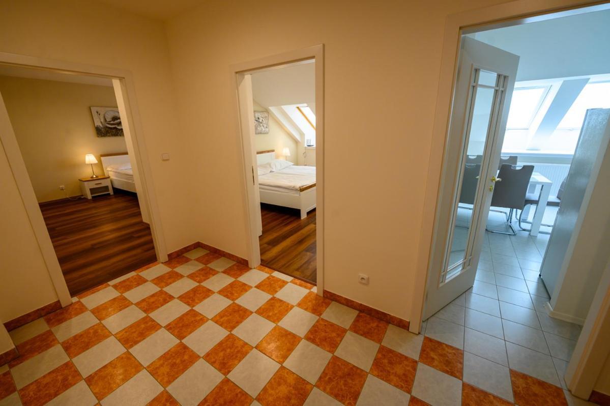 Apartman U Krale - 2 Jičín Buitenkant foto