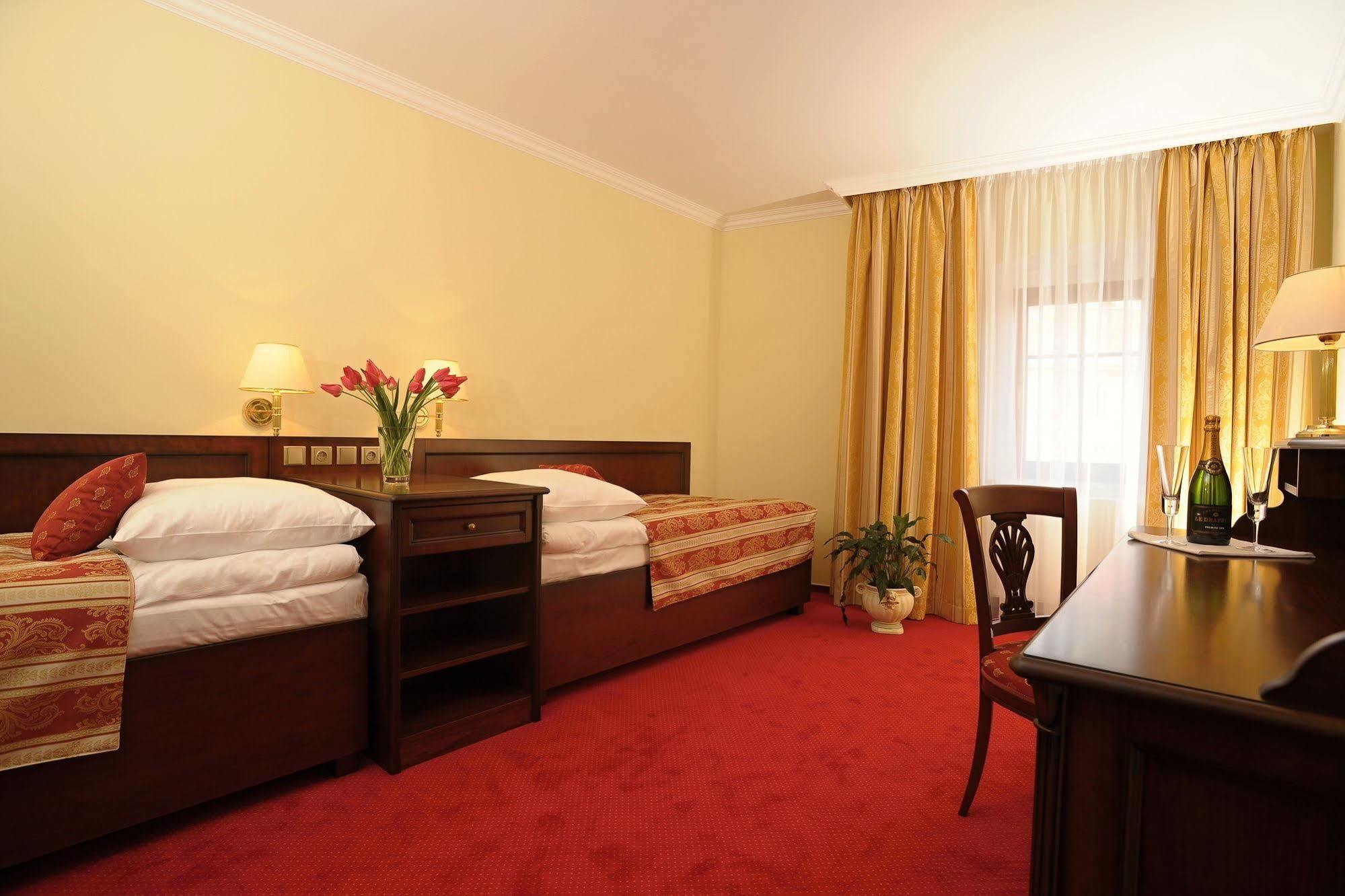 Apartman U Krale - 2 Jičín Buitenkant foto