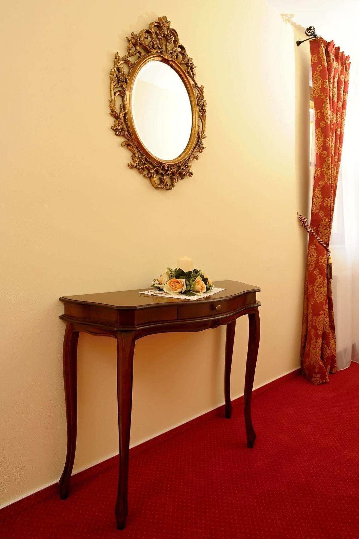 Apartman U Krale - 2 Jičín Buitenkant foto